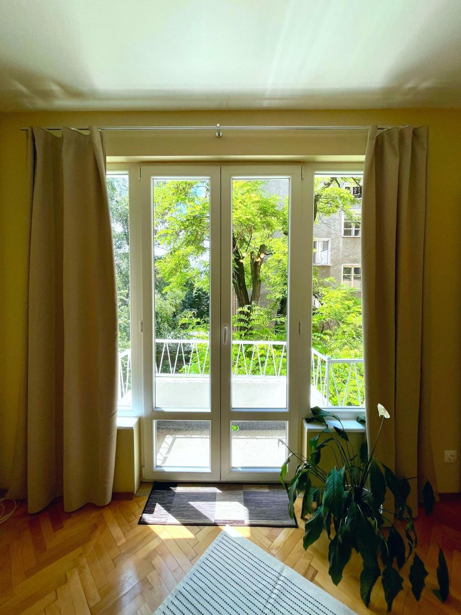 Bohemian Bright & Calm 2Br - Top Center - Private Balcony โซเฟีย ภายนอก รูปภาพ